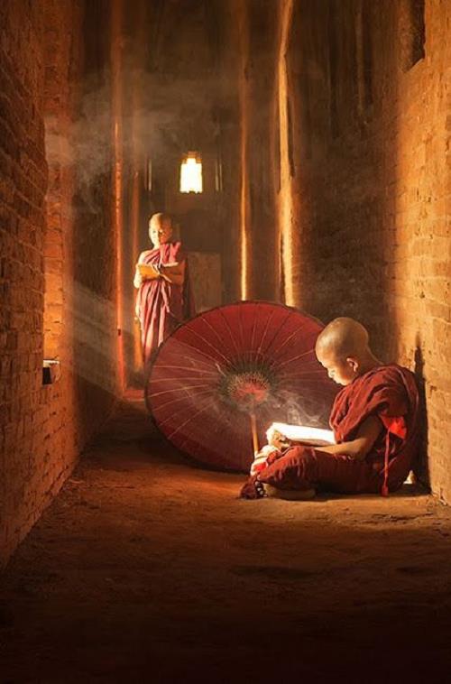 sống khiêm nhường song khiem nhuong