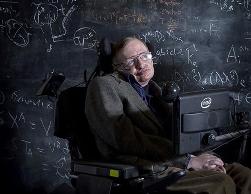 Stephen William Hawking than benh nhung khong bi benh o tam Stephen William Hawking than benh nhung khong bi benh o tam