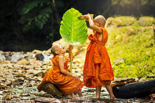 Phat day nhung nguoi ban se o ben dong hanh voi ta Phật dạy bạn tốt sẽ đồng hành cùng ta