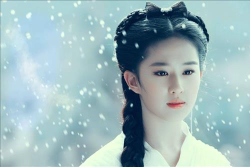 phu nu vuong phu ich tu