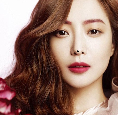 Những dấu hiệu bất thường trên mặt và tay gây hao tài tốn của hình ảnh Nhung dau hieu bat thuong tren mat va tay gay hao tai ton cua hinh anh