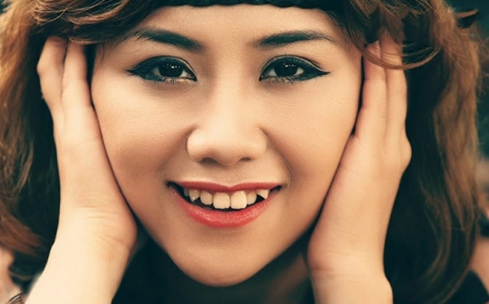 Giải mã vận trình qua chiếc răng khểnh