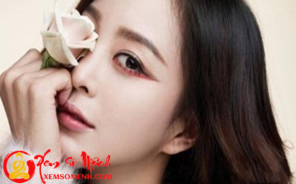 Tướng phụ nữ “Hồng nhan bạc phận” thế này nào ai muốn