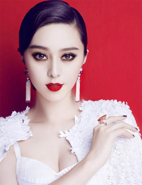 tai áp sát đầu tai ap sat dau